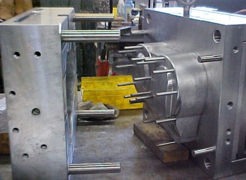 Machining the closure cavity block