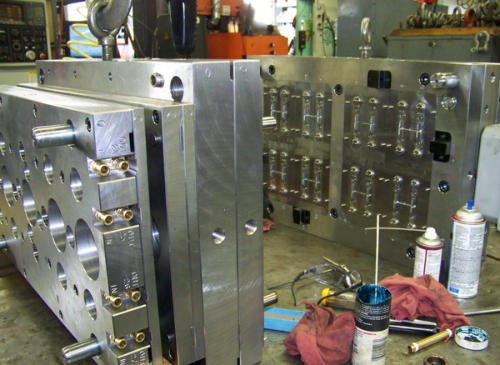 Finished twelve-cavity flip cap mold