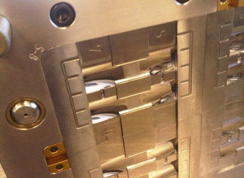 Slide detail in the structural panel mold
